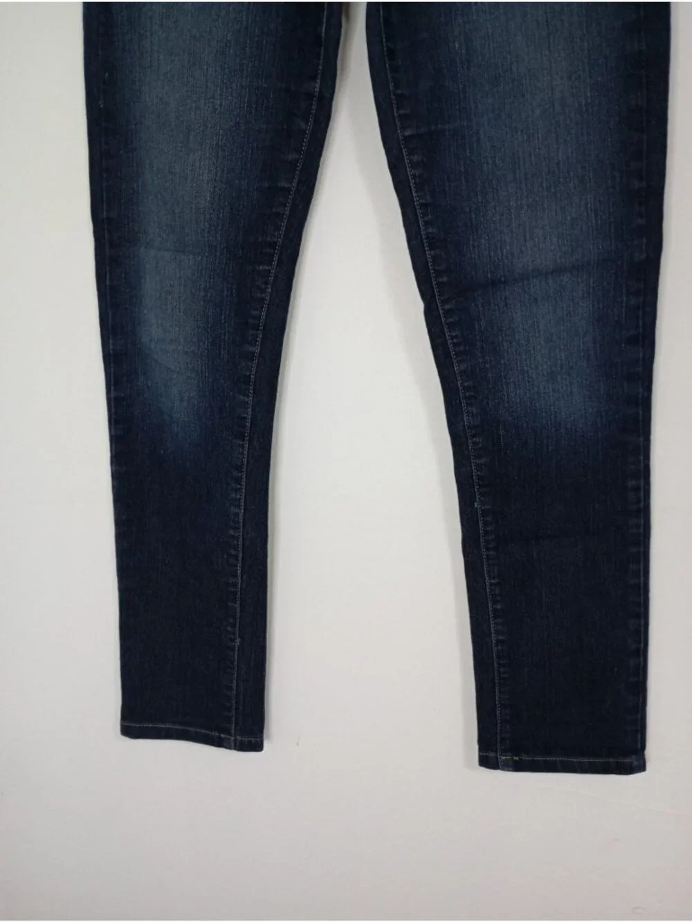 Paige Peg Skinny Jeans Size 27 Womens Dark Wash Stretch Denim USA